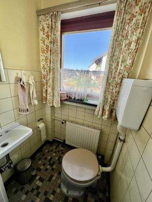 und separatem WC (EG)