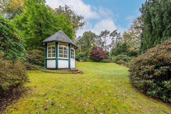 DI - Forbes Global Properties