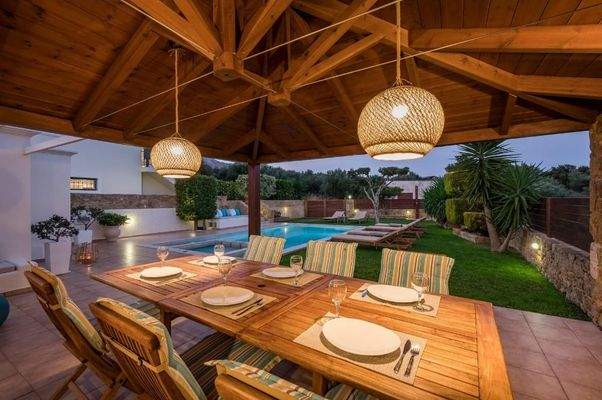 Kreta, Afrata: Premium-Villa mit Meerblick zu verkaufen