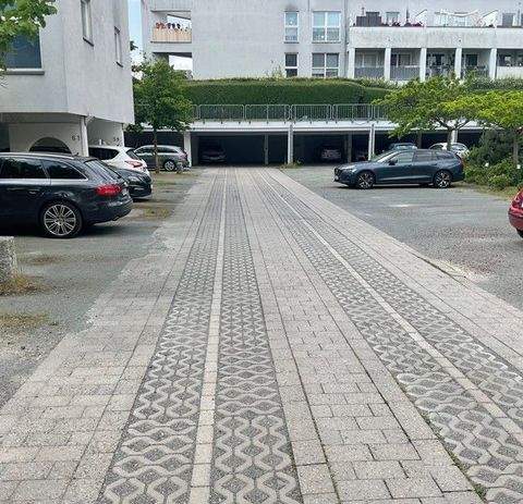 Potsdam Garage, Potsdam Stellplatz