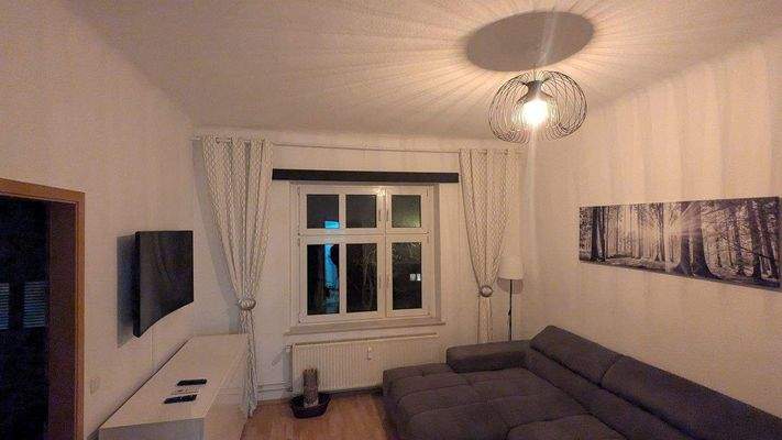 Wohnzimmer möbliert