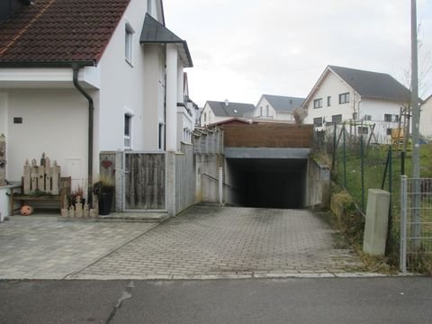 Nandlstadt Garage, Nandlstadt Stellplatz