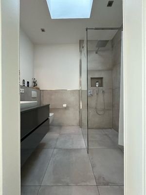 Gäste WC mit Dusche
