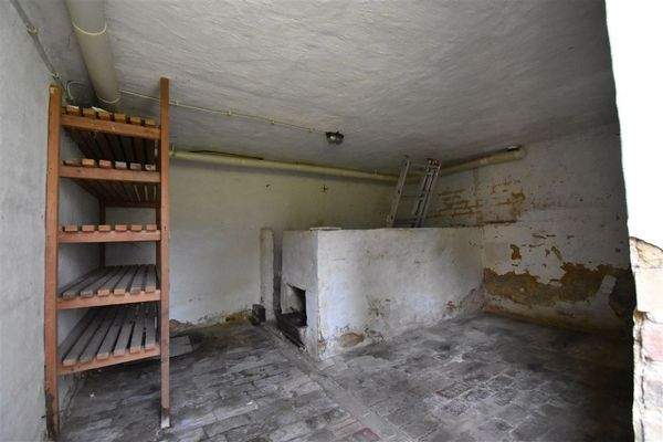 Separat zugänglicher Kellerraum (ehem. Stall)