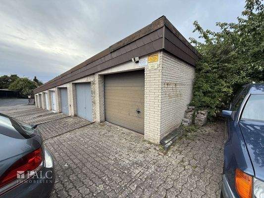 2 Garagen