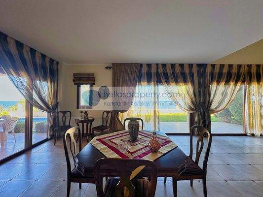 73e0847771584ecf9deedde22521d022-original