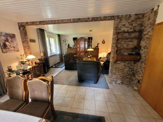 EG schönes, großes Wohnzimmer