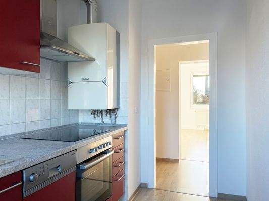 Küche mit Gastherme.JPG