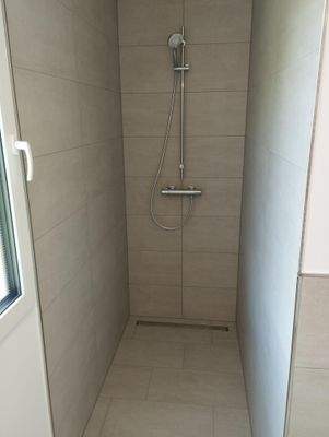 Dusche.jpg