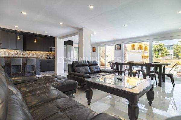 Stylish House with Pool in Montealto Benalmadena