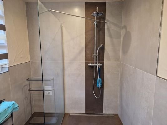 Bodentiefe Dusche