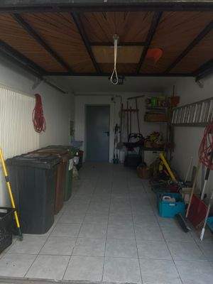 Garage.jpg