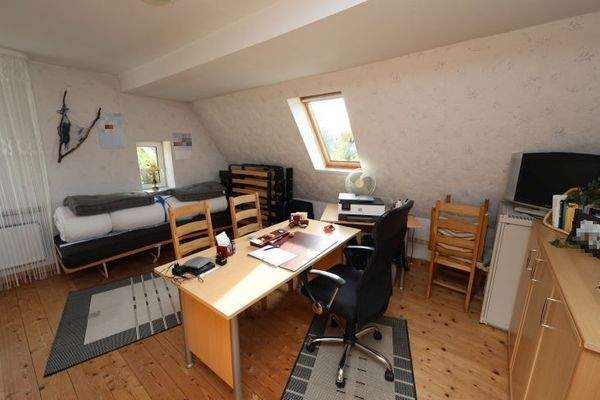 Kinderzimmer (derzeit Büro)