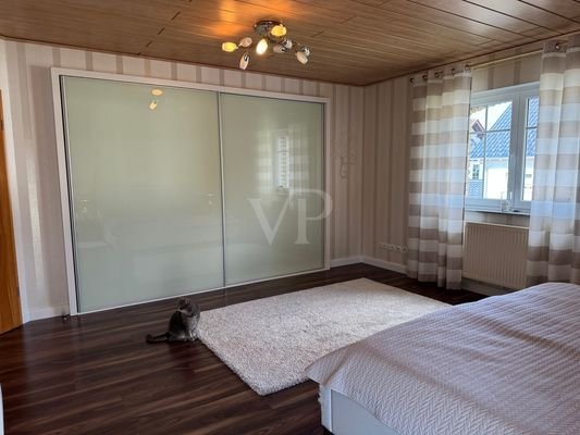 OG-Schlafzimmer 1 (2)