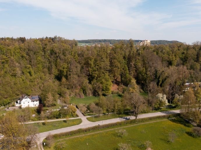 *** NEU *** EXKLUSIV *** GRUND GENUG - GIBT ES NICHT GENUG - NATURNAHES HANG- UND BACH-GRUNDSTÜCK IN BURGHAUSEN – HEILIG KREUZ – AN DER SALZACH