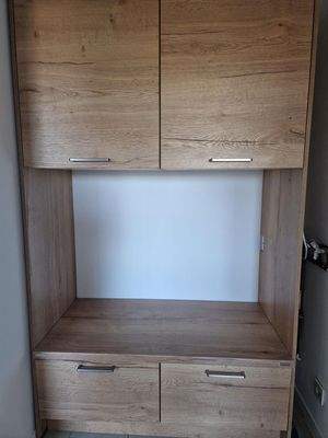 Haushaltsschrank (ohne Geräte)