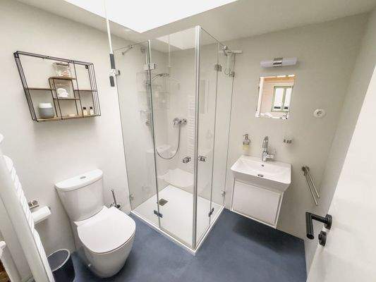 Eines der Badezimmer