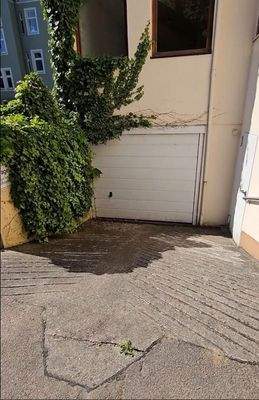 kl. Garage im UG