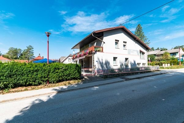 Löwen-Immobilien-Haus-Gewerbeobjekt-kaufen-Völke