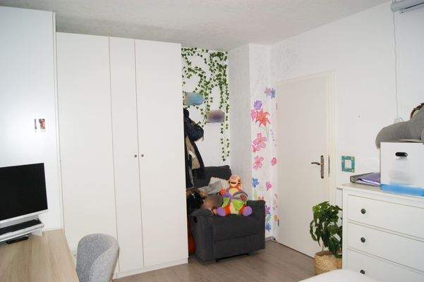 Schlafzimmer (Bild 2)