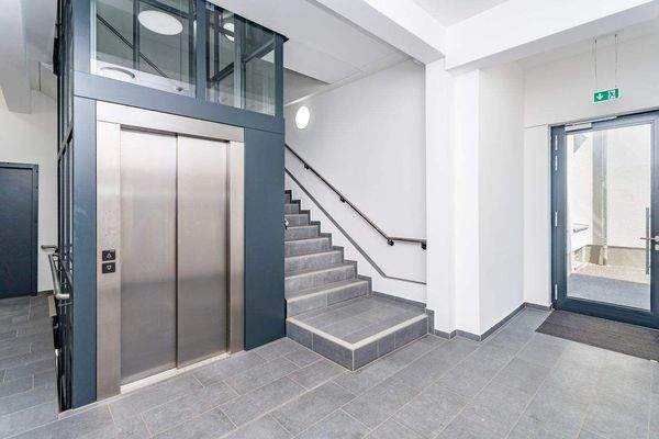 Gepflegte Treppenhäuser.jpg