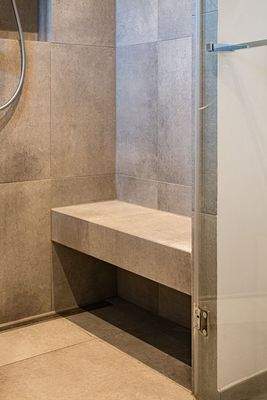 Sitzbank Dusche