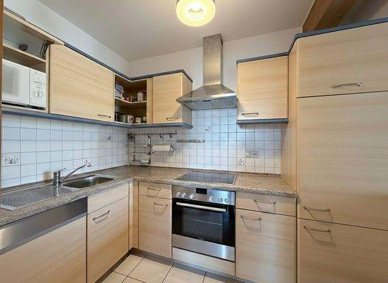 Zeitlose Einbauküche