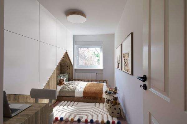 Zweites Kinderzimmer - Büro