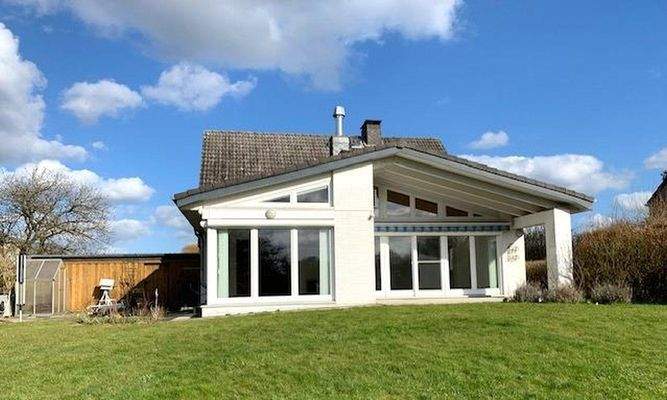 Traumgrundstück am Dorfrand