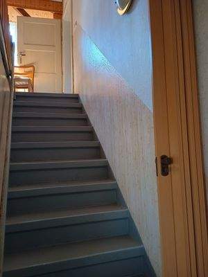 Treppe ins Obergeschoss