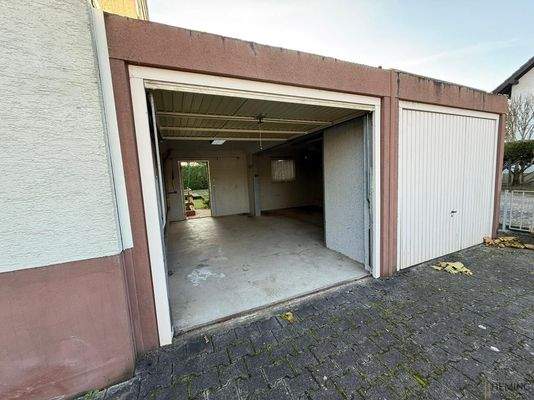 Doppel-Garage