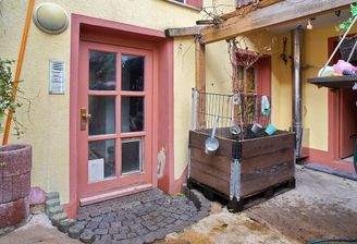 Rückwärtiger Hauseingang