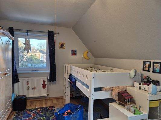 Kinderzimmer links.jpg