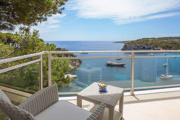 7 Villa in first line in Portals Vells in Sol de Mallorca for sale