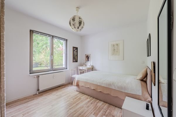 Geräumiges Schlafzimmer