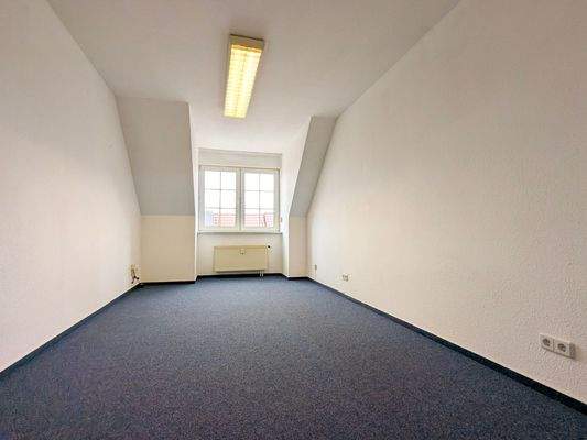 Haus33_DG_GE06_Nebenraum