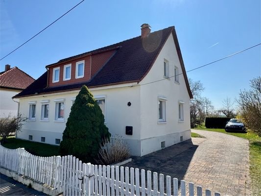 Straßenansicht