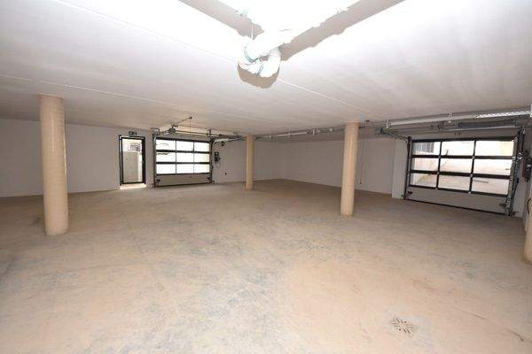 Optionale Tiefgaragenstellplätze