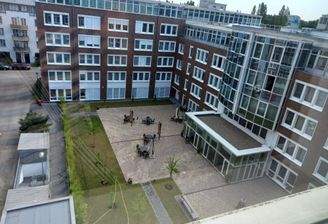 Weissensee Innenhof.jpg