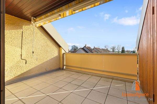 Großzügige Dachterrasse/Balkon