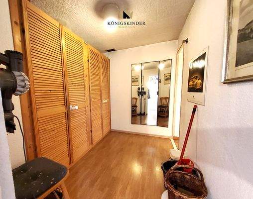 EG Zimmer Lager Büro