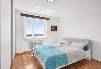 Helles Schlafzimmer