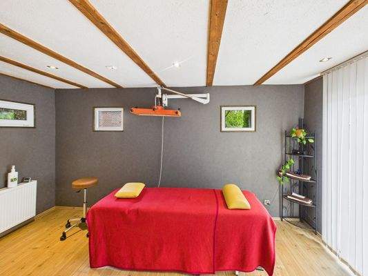 CAM03784G0-PR0085-STILL019