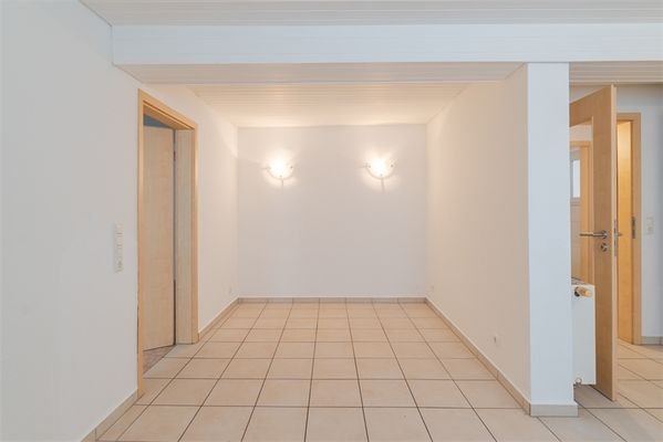EINLIEGERWOHNUNG!
