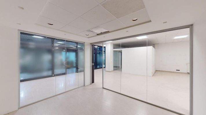 Geschäft-Meran-Fläche-Mieten-Autoabstellplätze-Gelegenheit