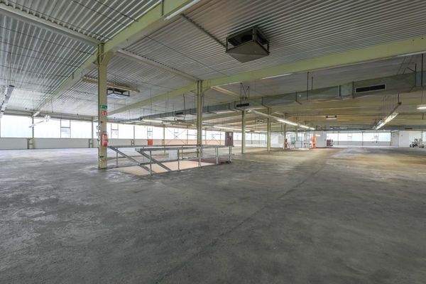 Gewerbefläche / Halle OG