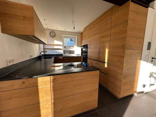 hochwertige Einbauküche