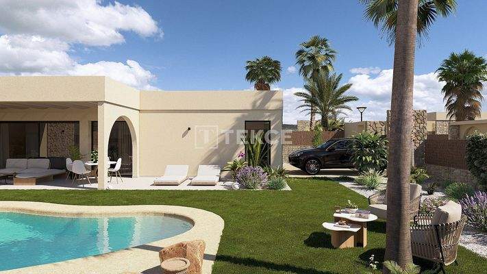 Stylish Villas with Private Pools in a Prime Resort in Murcia
