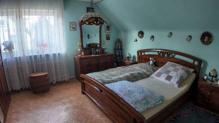 Schlafzimmer OG