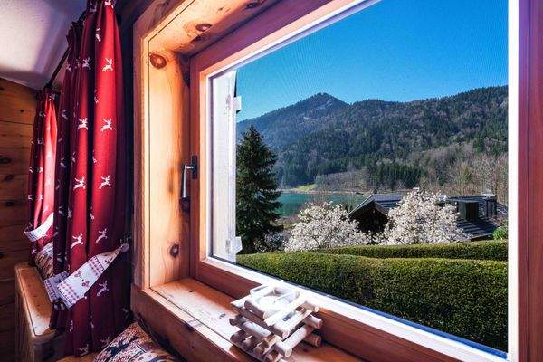 ZIMMER 1 mit See- und Bergblick